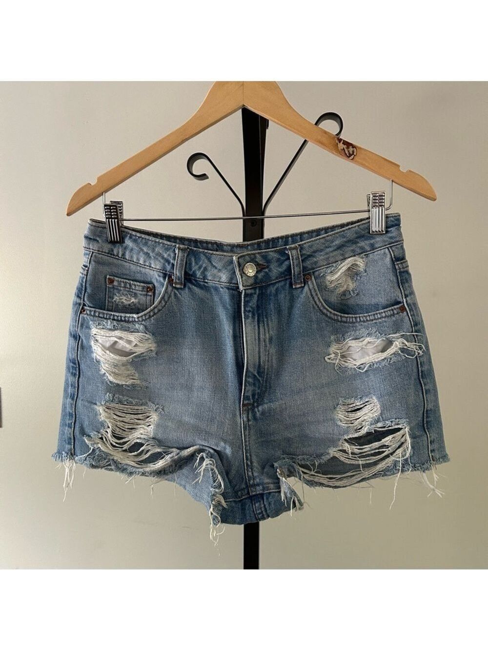 Topshop Moto Mom Distressed Denim Shorts, Size 10 / USA 6.